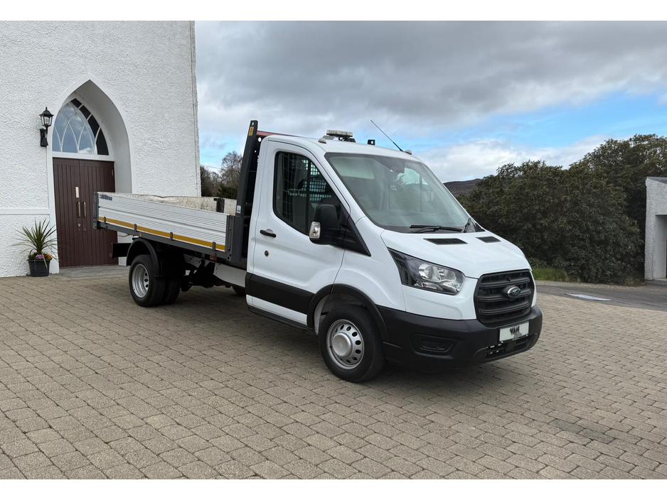 2021 Ford Transit - image 2