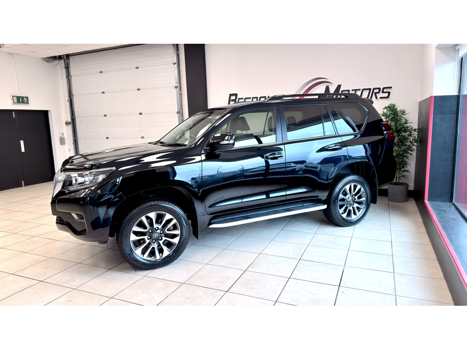 2023 Toyota Landcruiser - image 20