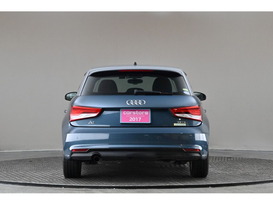 2017 Audi A1 - image 8