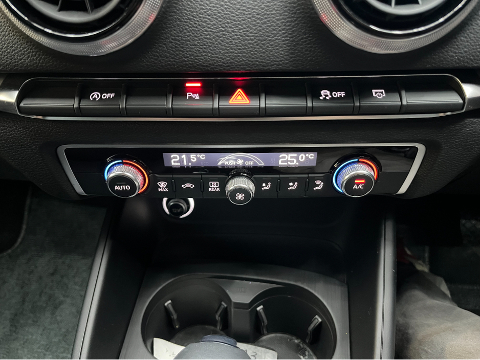 2019 Audi A3 Sportback €18950 2019 AUDI A3 30TFSI SPORTBACK 1.4 AUTOMATIC / CRUISE CONTROL / REVERSE CAMERA AND MORE €18,950