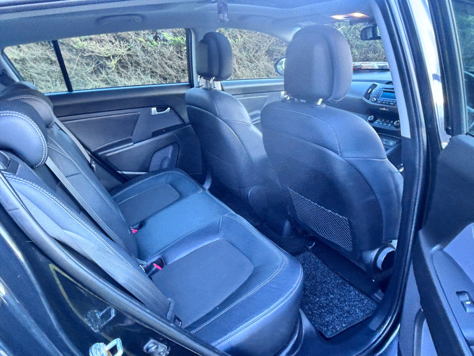 2013 Kia Sportage - image 11