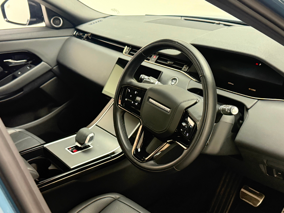2024 Land Rover Range Rover Evoque HSE DYNAMIC P300E *HUGE SPEC* €52,990