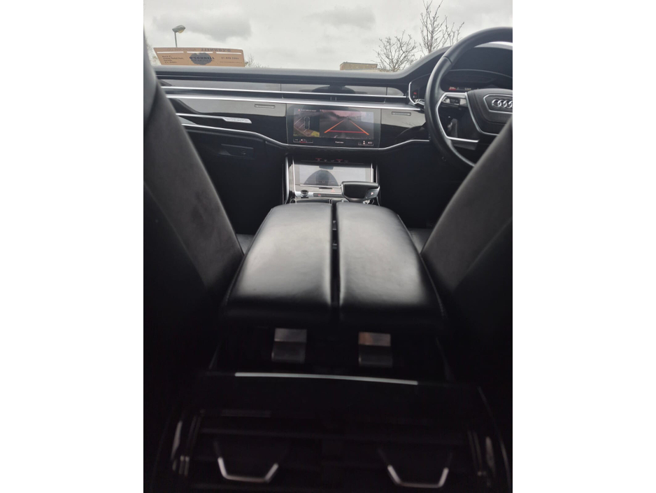 2019 Audi A8 - image 30