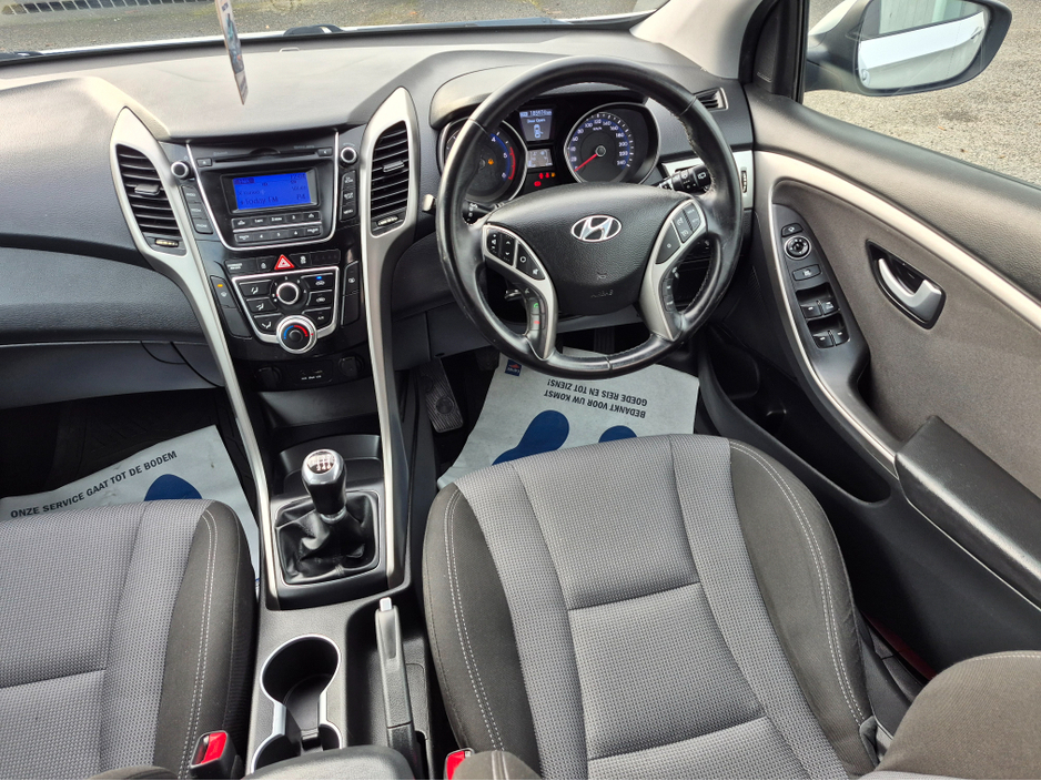 2015 Hyundai i30 1.6 DSL DELUXE 4DR €7,999