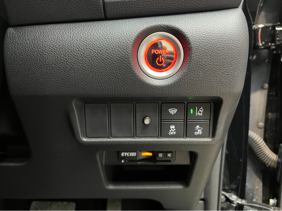 2022 Honda CR-V - image 12