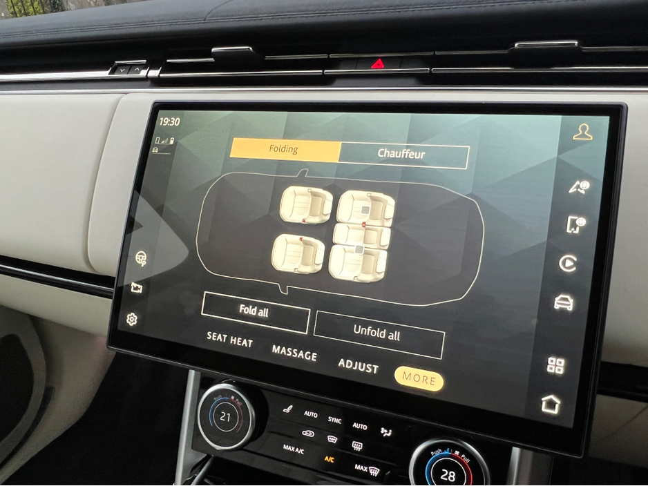 2023 Land Rover Range Rover - image 32