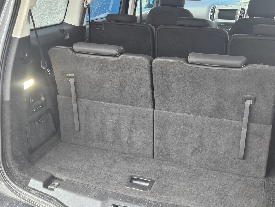 2017 Ford Galaxy 2.0TDCi 150PS Zetec €14,750