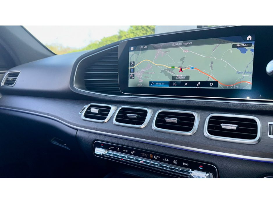 2019 Mercedes-Benz GL Class - image 12