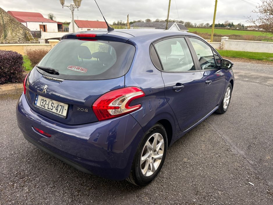 2013 Peugeot 208 - image 7
