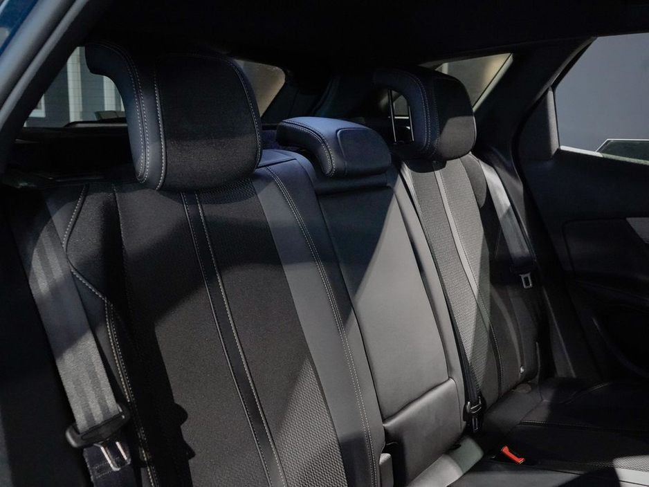 2024 Peugeot 3008 - image 11
