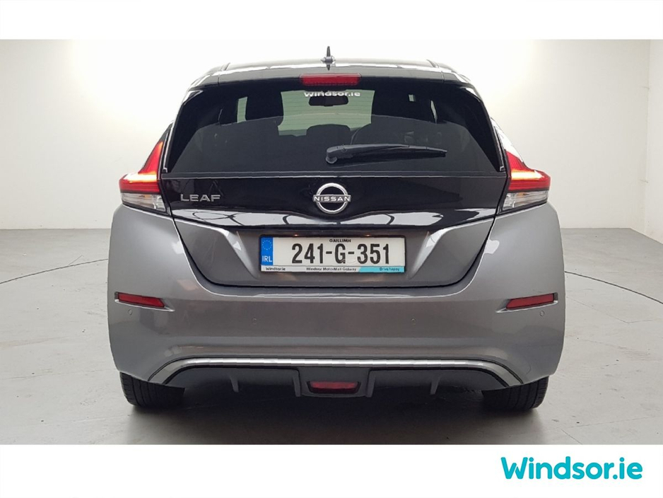 2024 Nissan Leaf - image 11