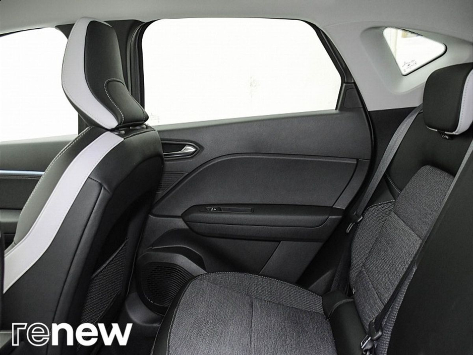 2023 Renault Captur Techno TCe 90 MY23 €21,900