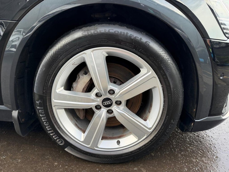 2023 Audi e-tron - image 11