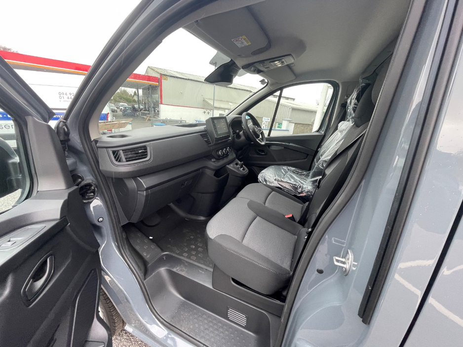 2026 Nissan Primastar - image 15