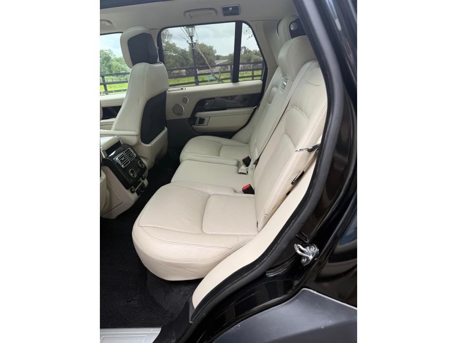 2020 Land Rover Range Rover Evoque - image 2