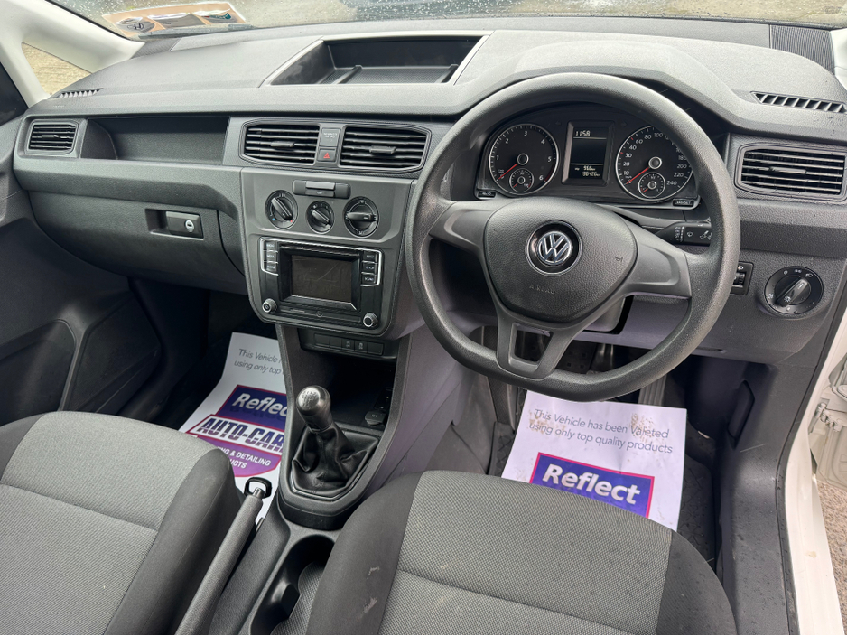 2019 Volkswagen Caddy - image 8