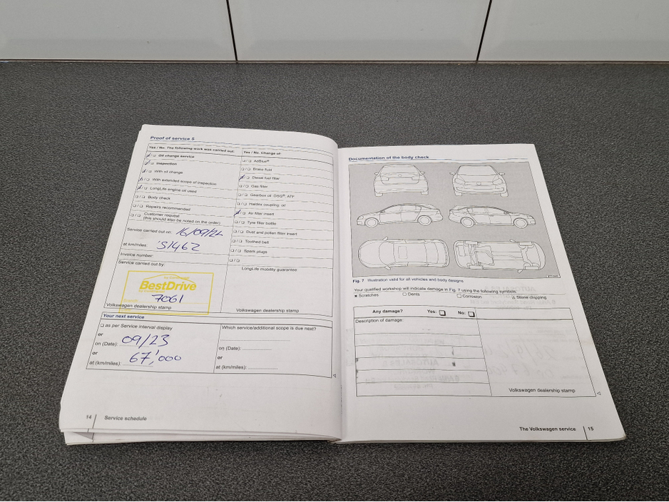 2013 Volkswagen Golf - image 29