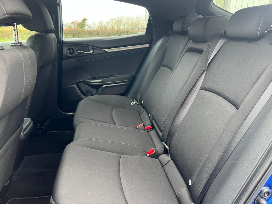 2018 Honda Civic - image 6