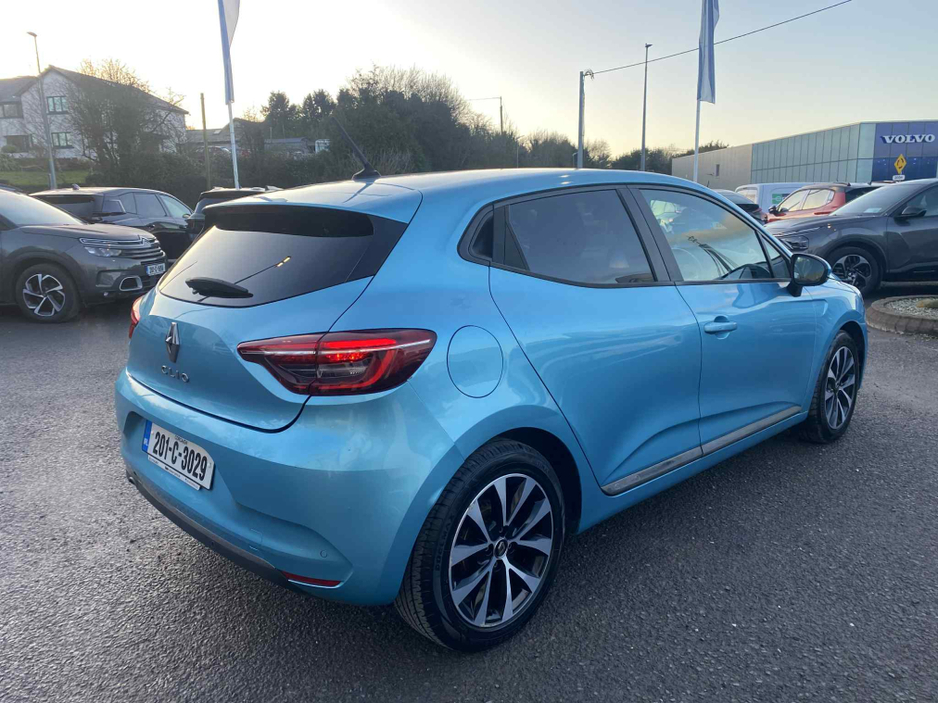 2020 Renault Clio ICONIC TCE 100 MY19 5DR €13,950