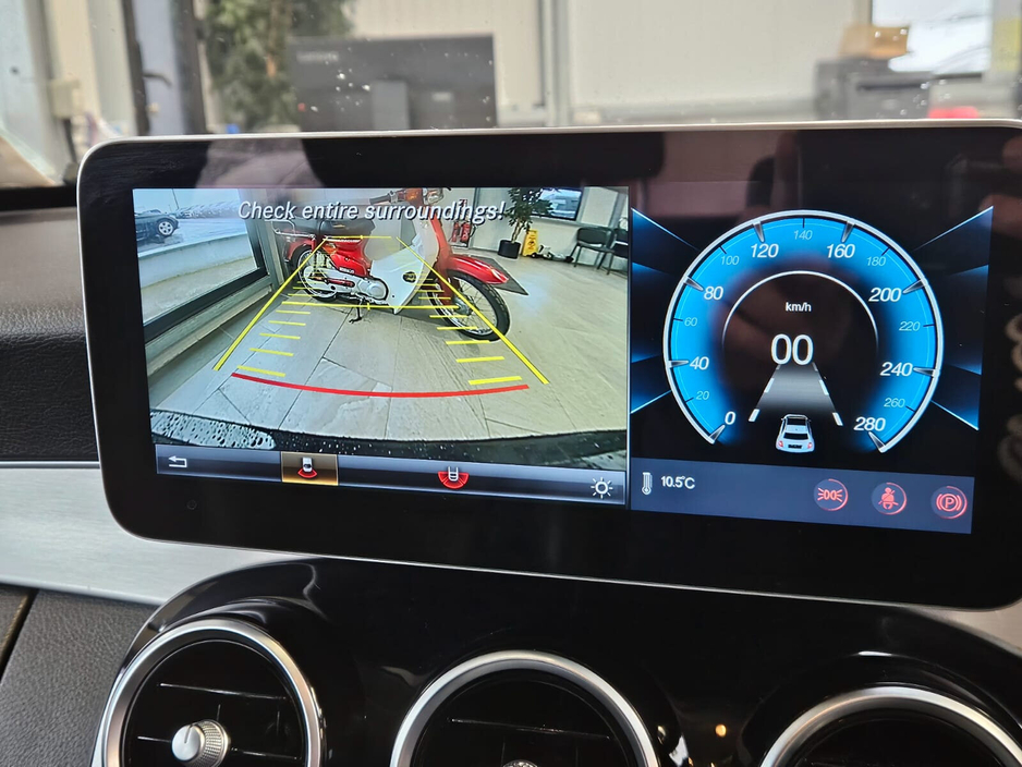 2016 Mercedes-Benz C Class - image 17