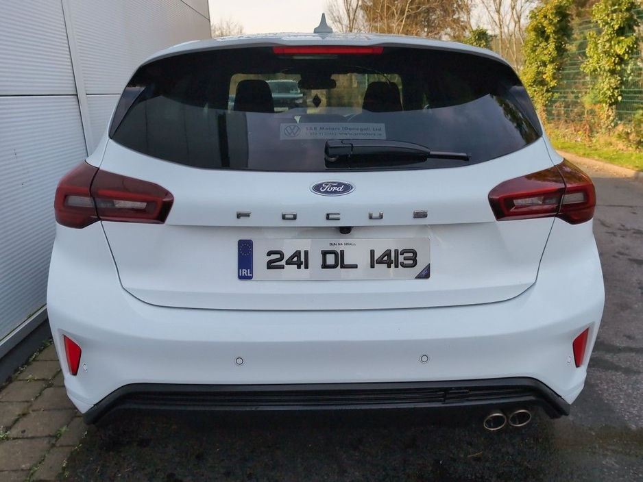 2024 Ford Focus - image 7