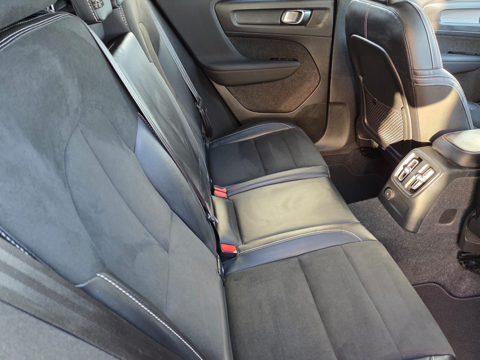 2022 Volvo XC40 R-DESIGN T4 RECHARGE €27,950