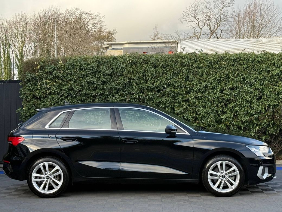 2024 Audi A3 SPORT 40 TFSI 1.4 HYBRID * AS NEW CAR * // VERY LOW MILEAGE // APPLE CARPLAY/ANDROID AUTO // AUDI DRIVE SELECT // ADAPTIVE CRUISE CONTROL €31,900