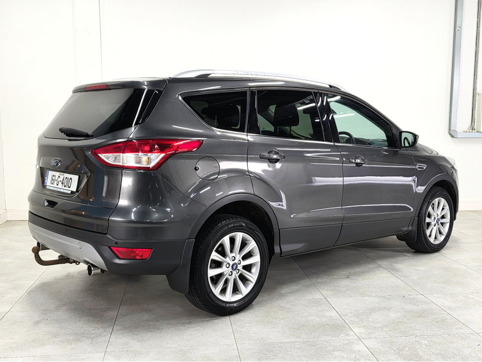 2016 Ford Kuga - image 8