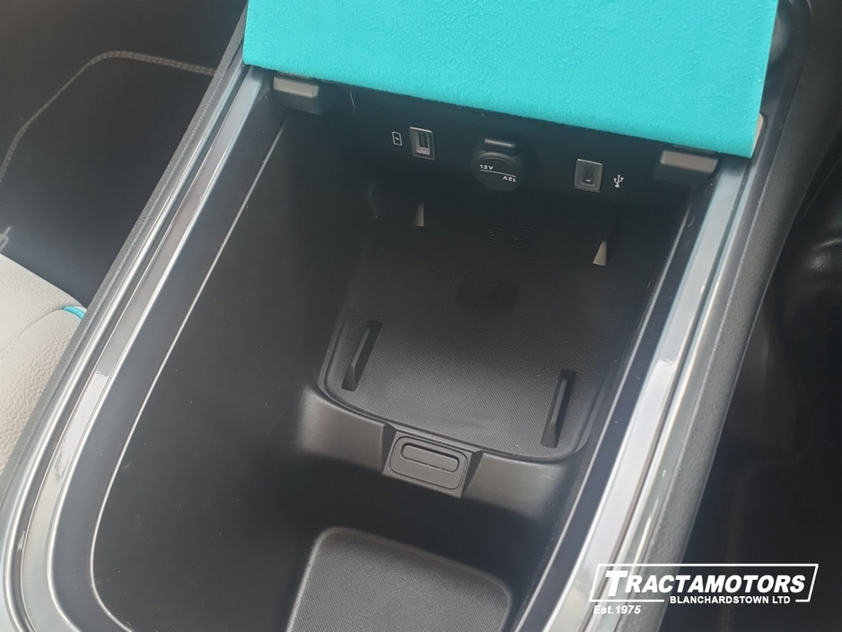 2025 Fiat 600 - image 23