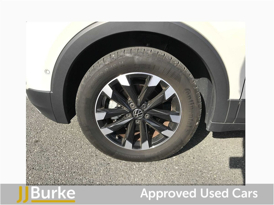 2023 Volkswagen T-Cross - image 6