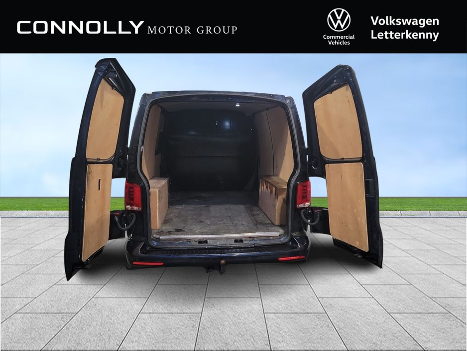2023 Volkswagen Transporter Transporter SWB T6.1 TL150hp Auto €30,950