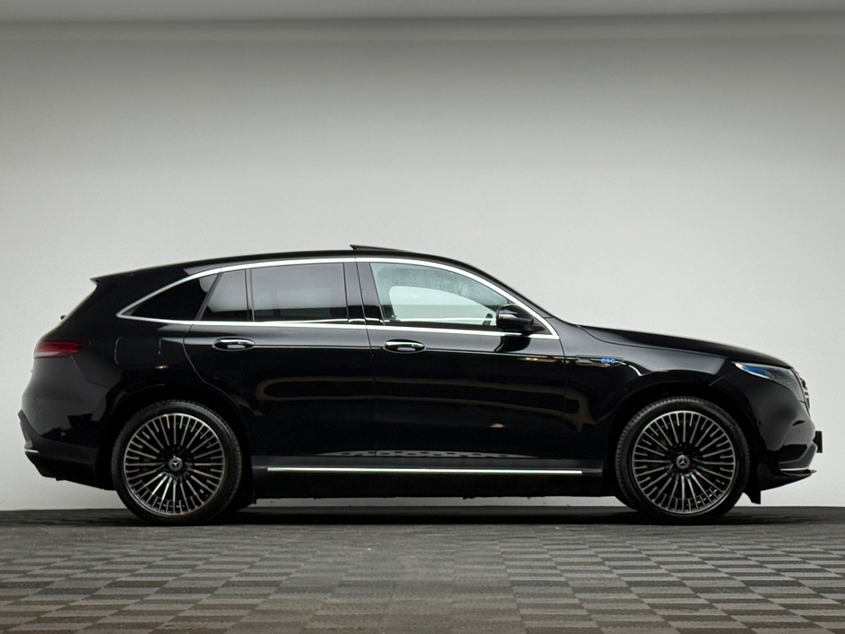 2023 Mercedes-Benz EQC - image 8