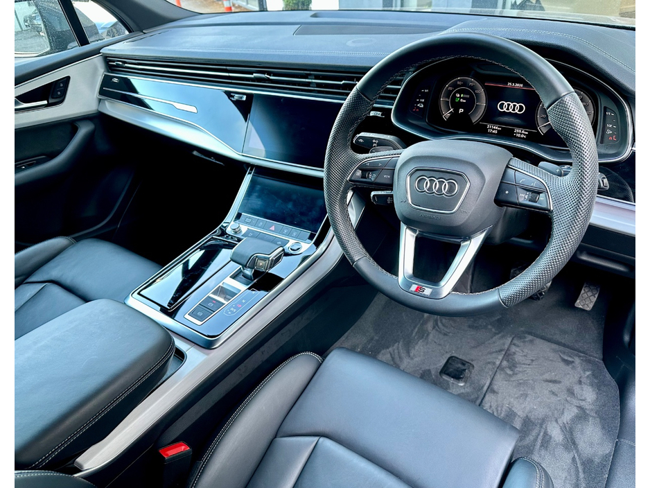 2025 Audi Q7 - image 5
