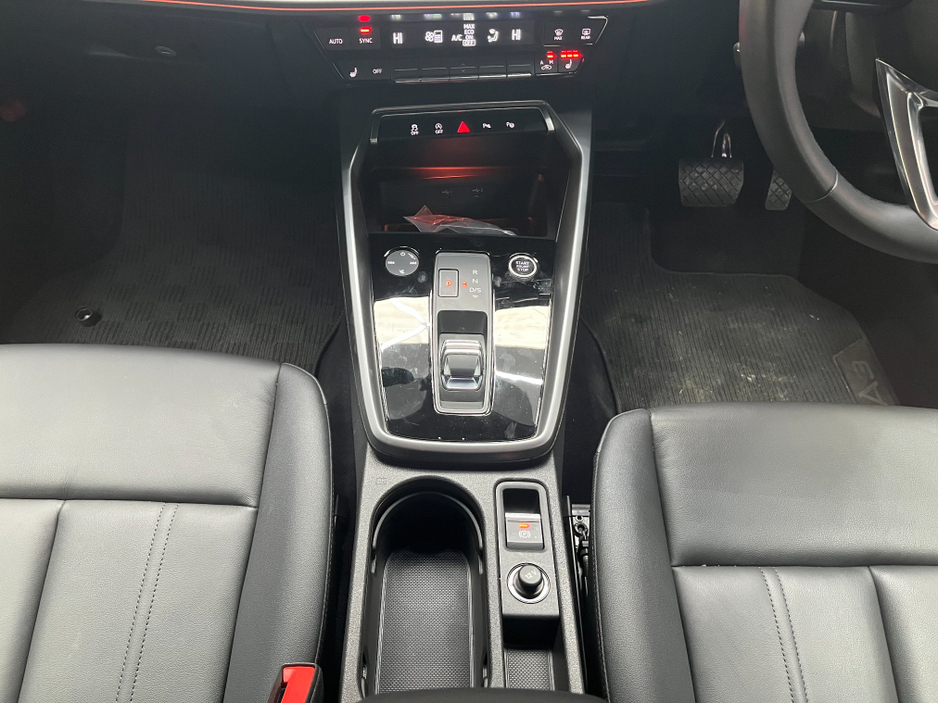 2024 Audi A3 €32950! 2024 AUDI A3 LEATHER 30TFSI SPORTBACK ADVANCED 1.0 AUTOMATIC / CRUISE CONTROL / REVERSE CAMERA / ELECTRIC HEATED SEATS / APPLE CARPLAY €32,950