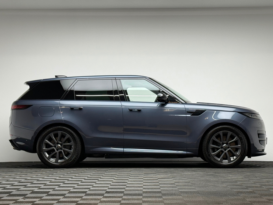 2024 Land Rover Range Rover Sport - image 8