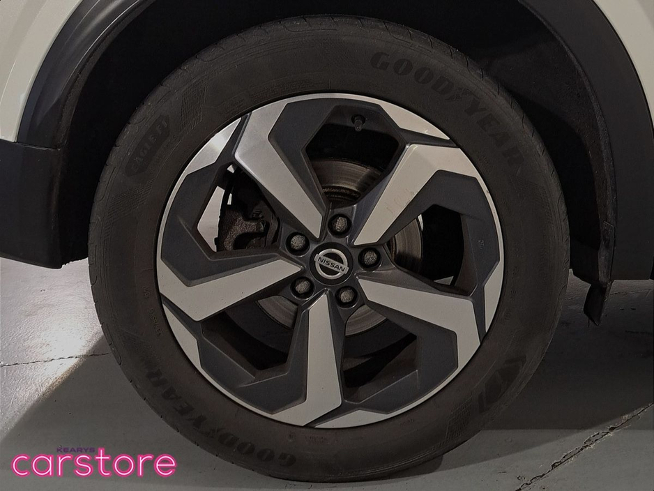 2021 Nissan Qashqai 1.3 PET MILD HYBRID SV PREMIUM €24,880