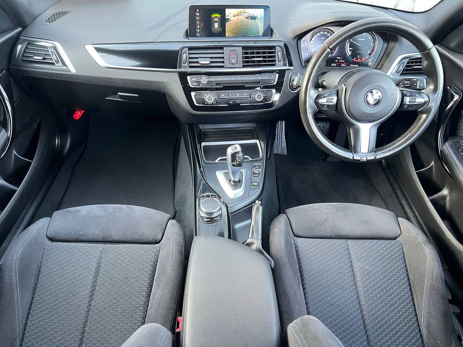 2017 BMW 1 Series - image 10