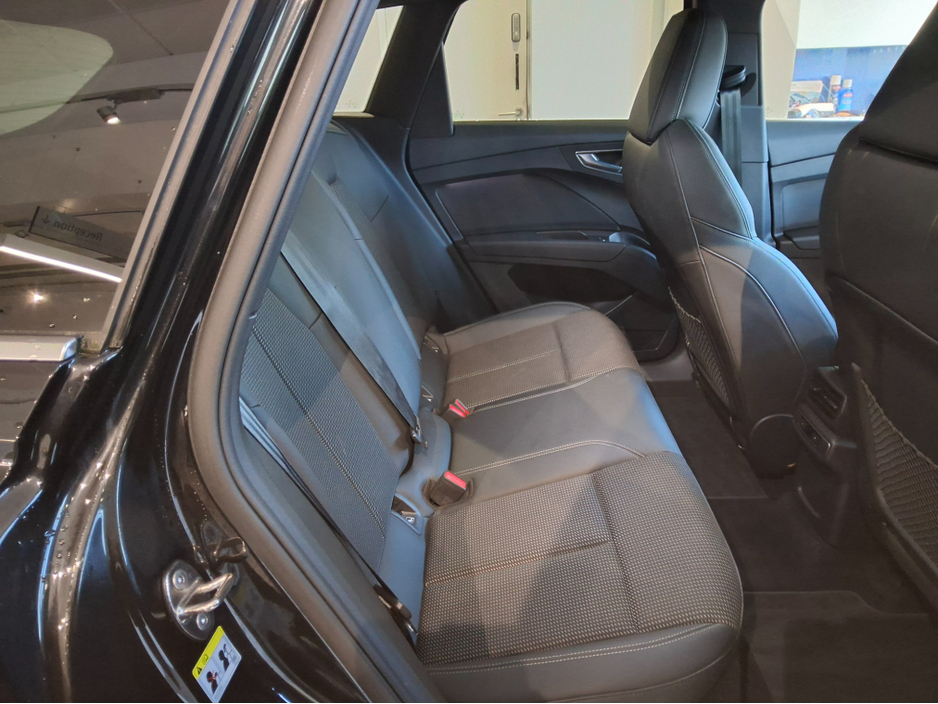 2023 Audi Q4 e-tron E-TRON S LINE 40