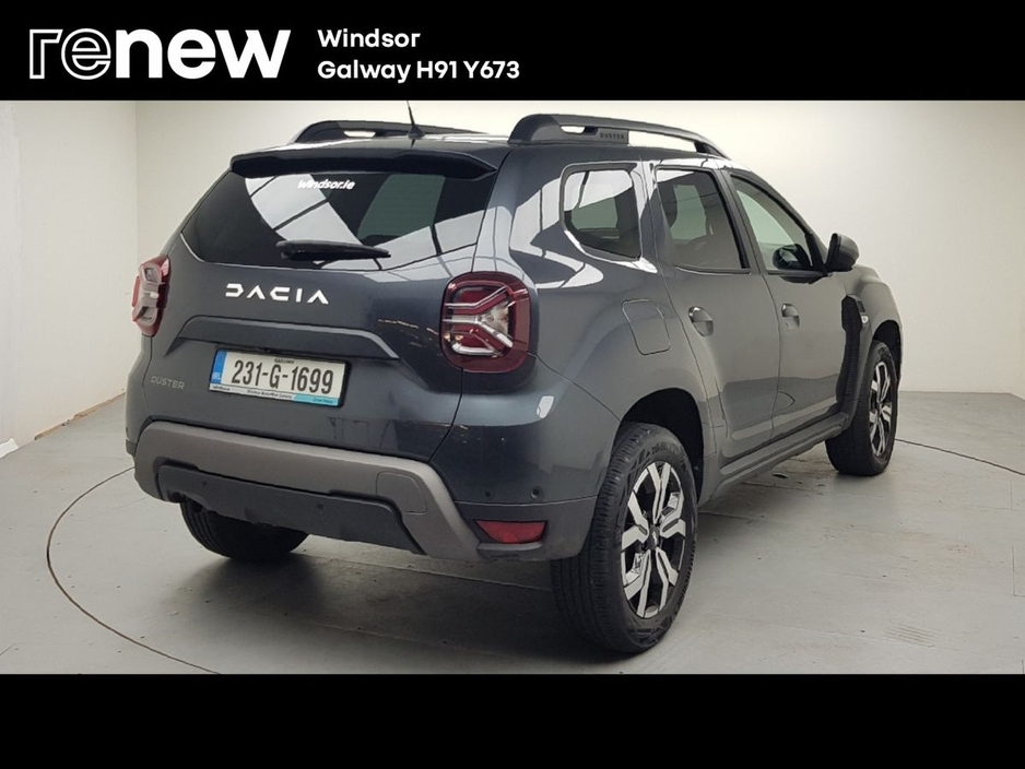 2023 Dacia Duster - image 16