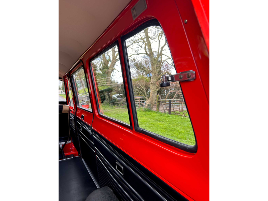 1976 Ford Transit Custom Kombi - image 31