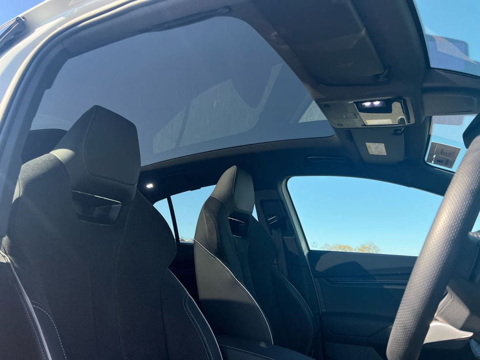 2025 Skoda Enyaq - image 17