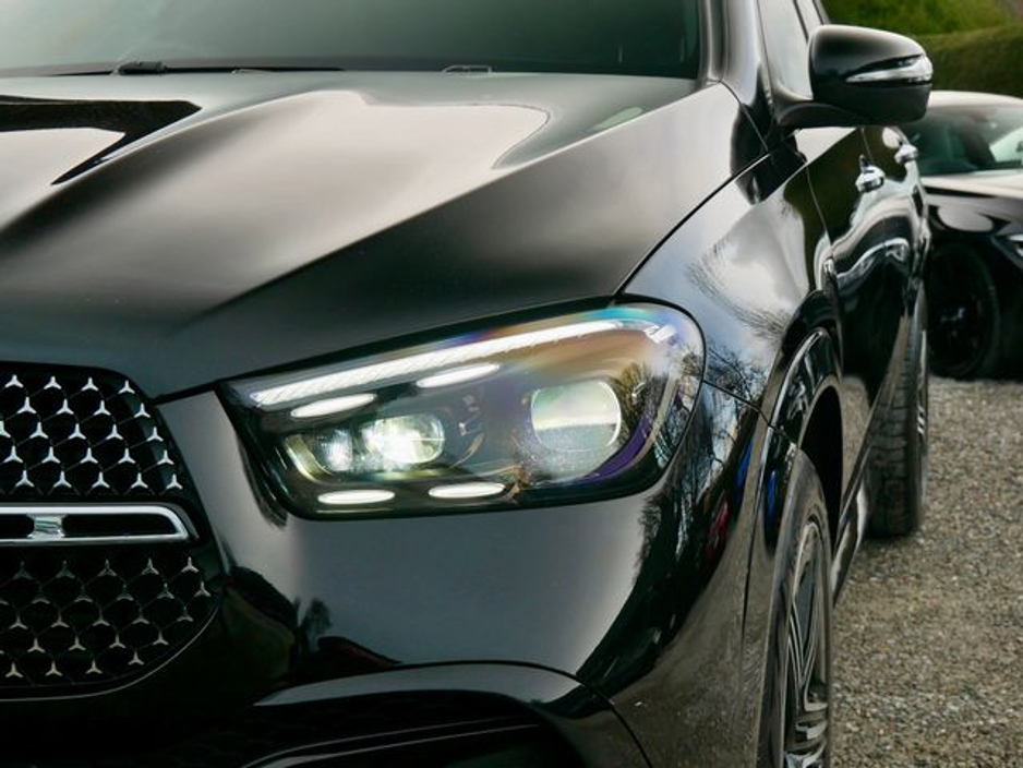 2025 Mercedes-Benz GLE Class - image 10