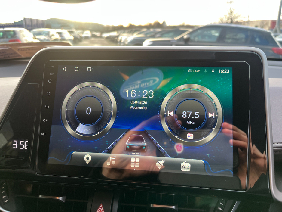 2020 Toyota C-HR SOL AUTOMATIC HYBRID 1.8 PETROL //ADAPTIVE CRUISE CONTROL//KEYLESS ENTRY//REVERSE CAMERA//HEATED SEATS// €22,950