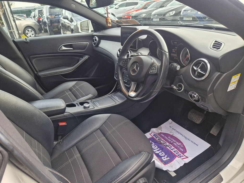 2015 Mercedes-Benz CLA Class - image 12