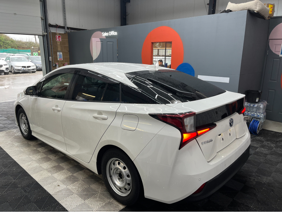 2022 Toyota Prius €21950 2022 TOYOTA PRIUS S 1.8 AUTOMATIC / CRUISE CONTROL / REVERSE CAMERA AND MORE €21,950