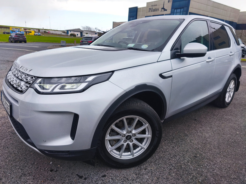 2020 Land Rover Discovery Sport - image 6