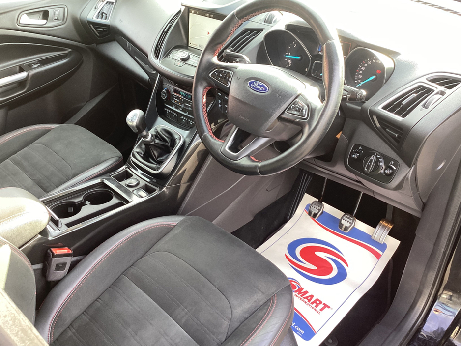 2018 Ford Kuga - image 10