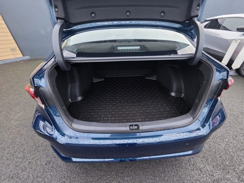 2025 Toyota Corolla 1.8 Hybrid Luna 4dr €32,449