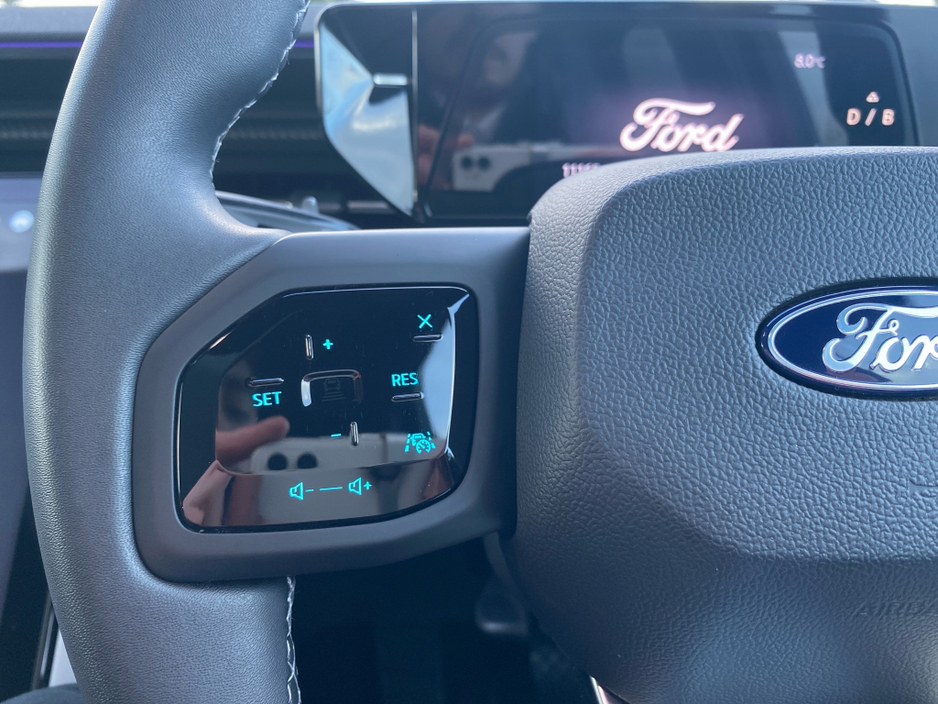 2025 Ford Explorer Extended Range Premium.. Driver assistance + Heat pump €43,500