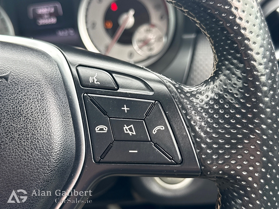 2015 Mercedes-Benz A Class - image 16